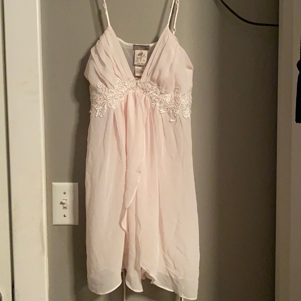 Shear Pink lingerie top. size Med